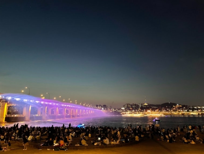 Banpo Han River Park