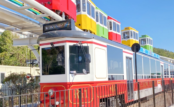 Haeundae Blue Line Park Guide: Sky Capsule, Beach Train, & Cheongsapo Daritdol Observatory 6 Beach Train