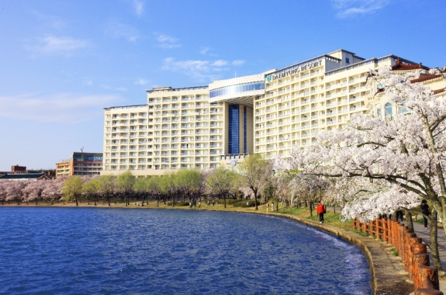 First Time in Gyeongju? Perfect 1 or 2 Day Itinerary + Travel Tips 2026 7 Bomun Lake resort style for families