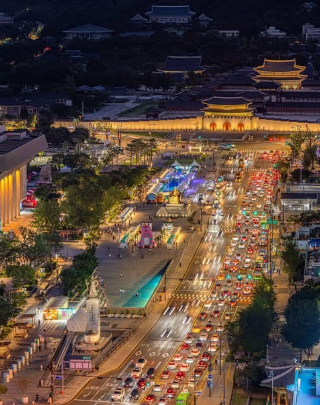 The Perfect Seoul Walking Route: Gyeongbokgung, Gwanghwamun, and Sejong Village 8 Gwanghwamun Square