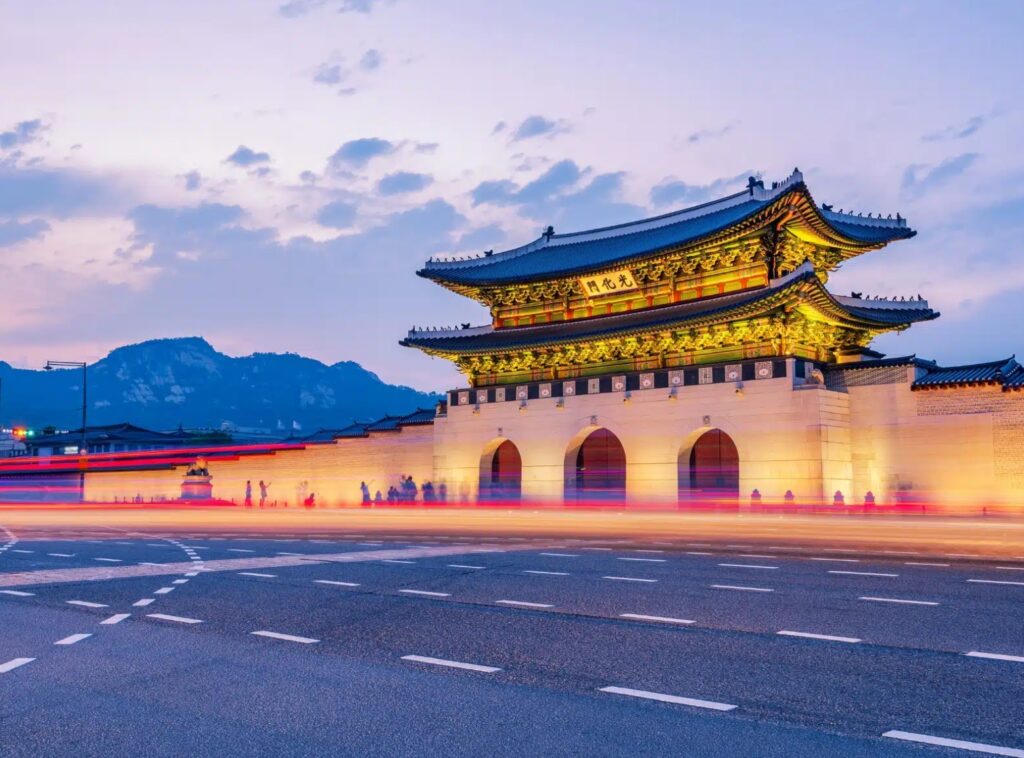 The Perfect Seoul Walking Route: Gyeongbokgung, Gwanghwamun, and Sejong Village 3 Gyeongbokgung