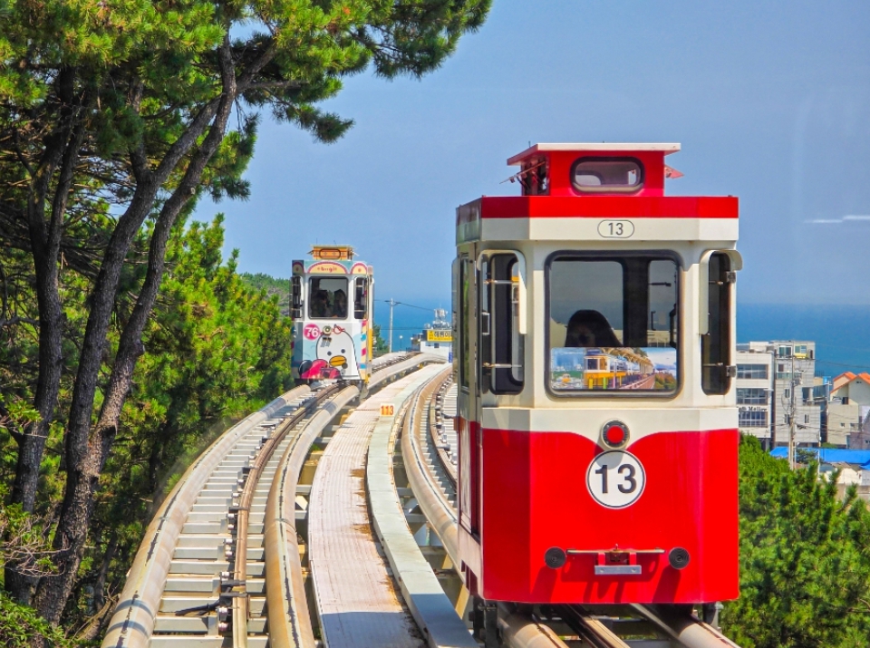 Haeundae Blue Line Park Guide: Sky Capsule, Beach Train, & Cheongsapo Daritdol Observatory 5 Sky Capsule