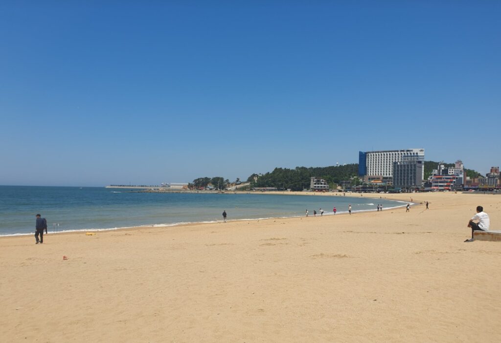 Islands Near Seoul 2026: 5 Day Trip Guide for Foreigners 3 Eulwangri Beach